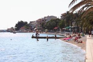 Apartments by the sea Gradac, Makarska - 18877