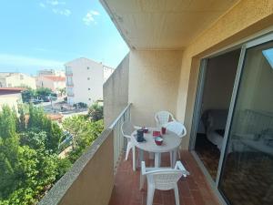 Appartement pour 4 personnes à 50m de la plage Narbonne Plage 4LP2A8