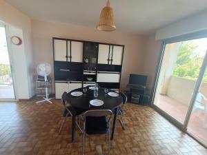 Appartement pour 4 personnes à 50m de la plage Narbonne Plage 4LP2A8