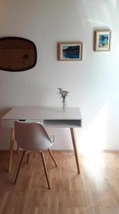 Apartments by the sea Cove Vela Stiniva, Hvar - 19951