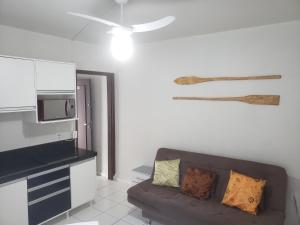 Apto 1 quarto, Centro de Bombinhas, 130 metros da praia.