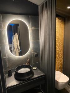 Appartements Suite Gatsby avec balancoire et baignoire duo - climatisee : photos des chambres