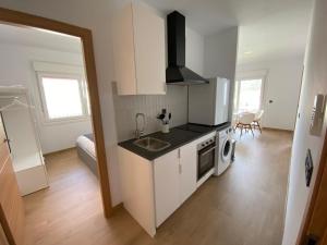 Apartamentos Turisticos Costa Celeiro: Portomaior, Agrelo, Covelo Lapamán