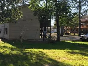 Holly Park Marina - Center