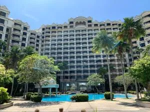 Riviera Bay Condominium, Tanjung Kling - Kampong Lereh