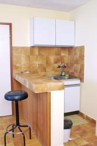 Apartments by the sea Lumbarda, Korcula - 4385