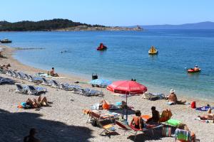 Apartments by the sea Makarska - 16786