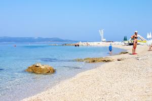 Apartments by the sea Makarska - 19558