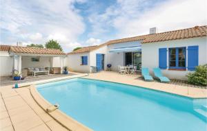 Maisons de vacances Holiday home Saint Jean de Monts 45 with Outdoor Swimmingpool : photos des chambres