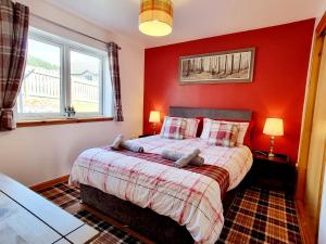 Hill View 2 bedroom free parking