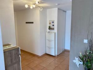 Appartements Coeur de Frejus, L'AMPHITHEATRE, appartement 3 pieces climatise, terrasse, barbecue, piscine & parking : photos des chambres