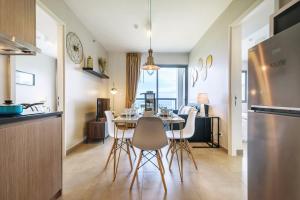 UNIXX Splendid Seaview Suite