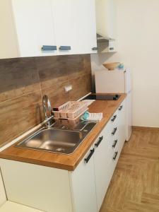 Apartments Colors of Koperthe sea is near by