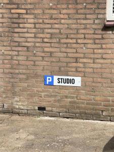 Gezellige knusse studio met bubbelbad