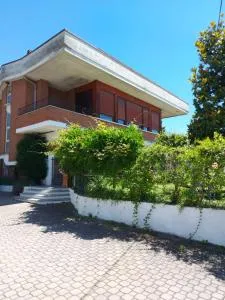 Maren - نيتسا مونفيراتو