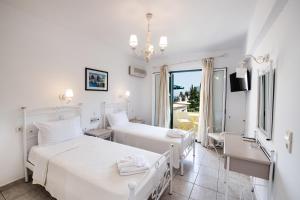 Standard  Room room in Santa Marina Hotel
