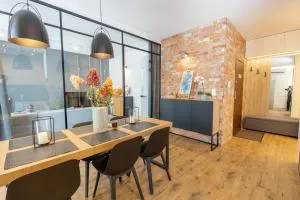 Royal Family Apart metro Młociny - Gać