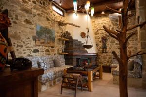 Dioni Stone House