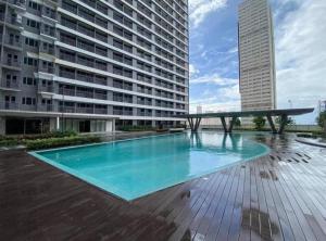 Cozy Bedroom FAME Condo Greenfield EDSA MRT Shaw