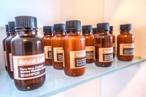 Kings Of Riccarton Motel- Close to Railway Station and Airport with Shuttle service