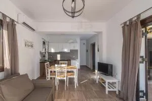 Mariettas Apartment - Khartáta