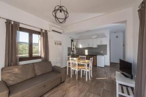 Mariettas Apartment, by ZanteWize