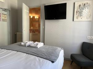 Hotels Hotel des Causses : photos des chambres