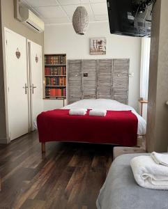 Hotels Hotel des Causses : photos des chambres