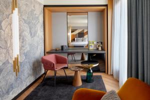 King Suite with Private Terrace  room in Kimpton Vividora Hotel an IHG Hotel