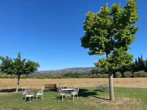 B&B / Chambres d'hotes Mas des Olives : photos des chambres