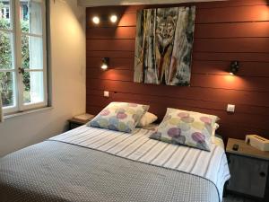 B&B / Chambres d'hotes La taniere des ours : photos des chambres