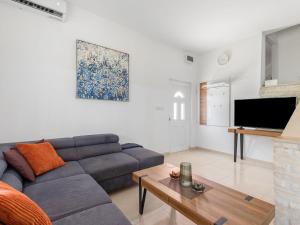 Holiday Home Kata by Interhome