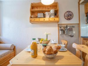 Apartment Arcelle 508 by Interhome