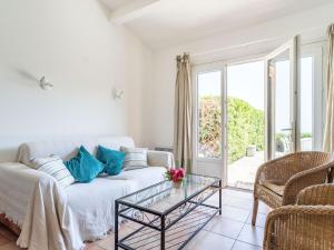 Maisons de vacances Holiday Home Domaine des Collieres-7 by Interhome : photos des chambres