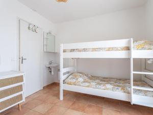 Maisons de vacances Holiday Home Domaine des Collieres-7 by Interhome : photos des chambres