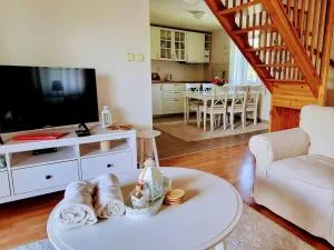 Holiday Home Holiday Hill 42 by Interhome - Čistá