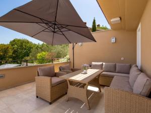 Villa Matea - MLK150 by Interhome