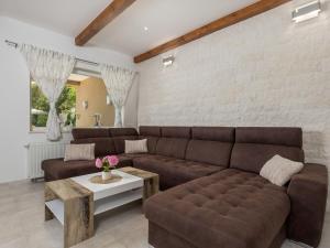 Villa Matea - MLK150 by Interhome