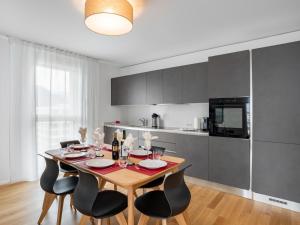 Apartment LocTowers A4-9-2 by Interhome