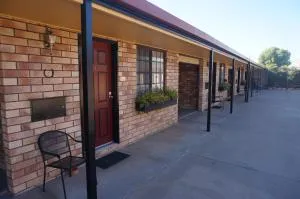 迈尔斯奥拜汽车旅馆 - Wandoan