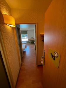 Hotels Ibis Budget Marseille Est Porte d'Aubagne : photos des chambres