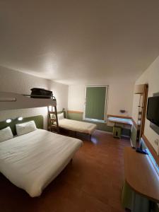 Hotels Ibis Budget Marseille Est Porte d'Aubagne : photos des chambres