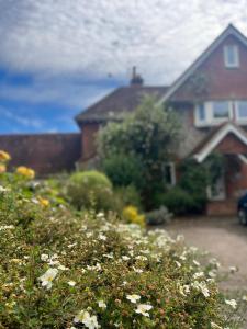 Stonehenge Hostel - YHA Affliated