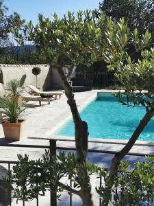 Maisons de vacances Le Gite du Mas Amouroux, pres du Mont Bouquet : photos des chambres