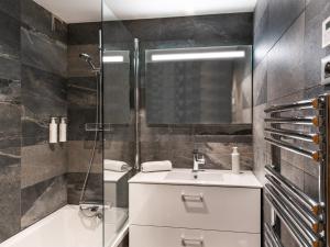 Hôtel Ski Lodge - Chambres & Appartements - Village Montana