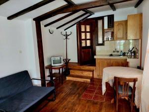Standard Double Suite room in Luylyana Guesthouse