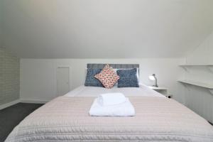 Signature - Barons Court