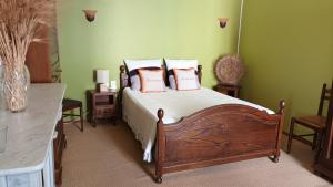 Room in Guest room - The Green Suite