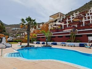 Cozy 2 Bedroom Apartment in Costa Adeje