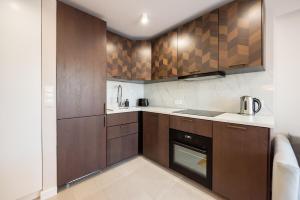 Powiśle Chic Apartment by BookingHost